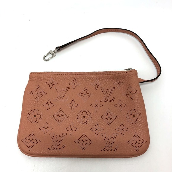 Louis Vuitton Monogram Mahina Selene PM Handbag Rose Pink - Picture 9 of 9